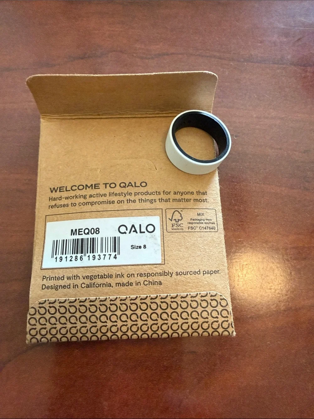 QALO Yoga  Silicone Ring in white with black Rim